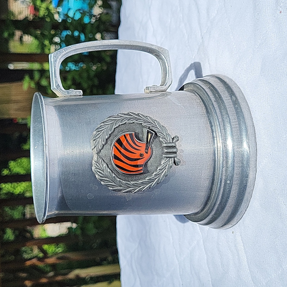 Cincinnati Bengals aluminum mug, Bengals helmet, clear bottom